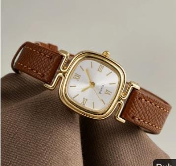 Montre Femme Rectangle Blanche Chiffres Romains